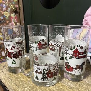 Libbey Winter Village glassware set of (5)